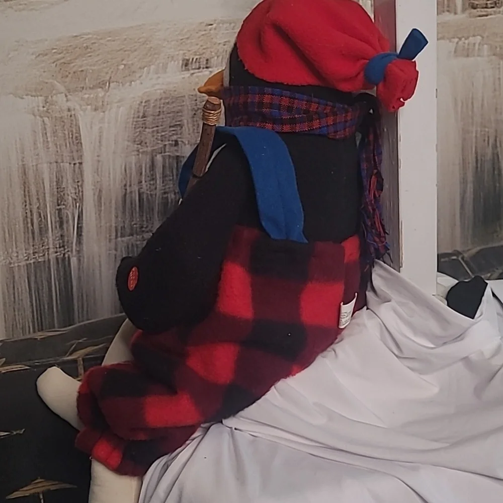 Tender Hearted Collectibles Winter plaid penguin plush holiday decoration